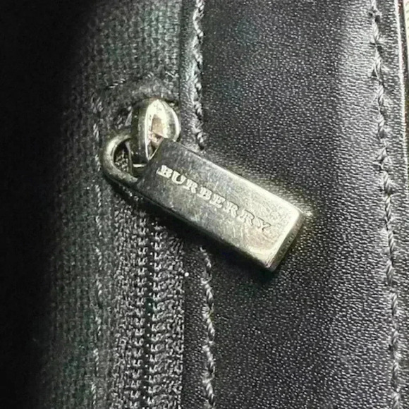 ๐๐ Burberry Nova Check Canvas + Leather Tote/Shoulder Bag + Dust Bag EUC! - Picture 12 of 15